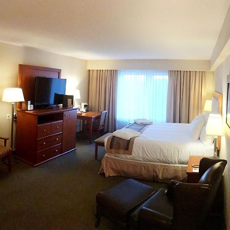 St. Albert Inn & Suites Saint Albert Esterno foto