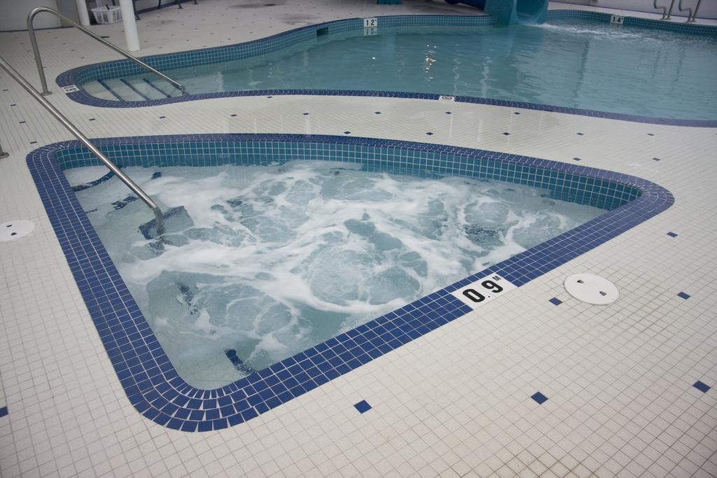 St. Albert Inn & Suites Saint Albert Esterno foto