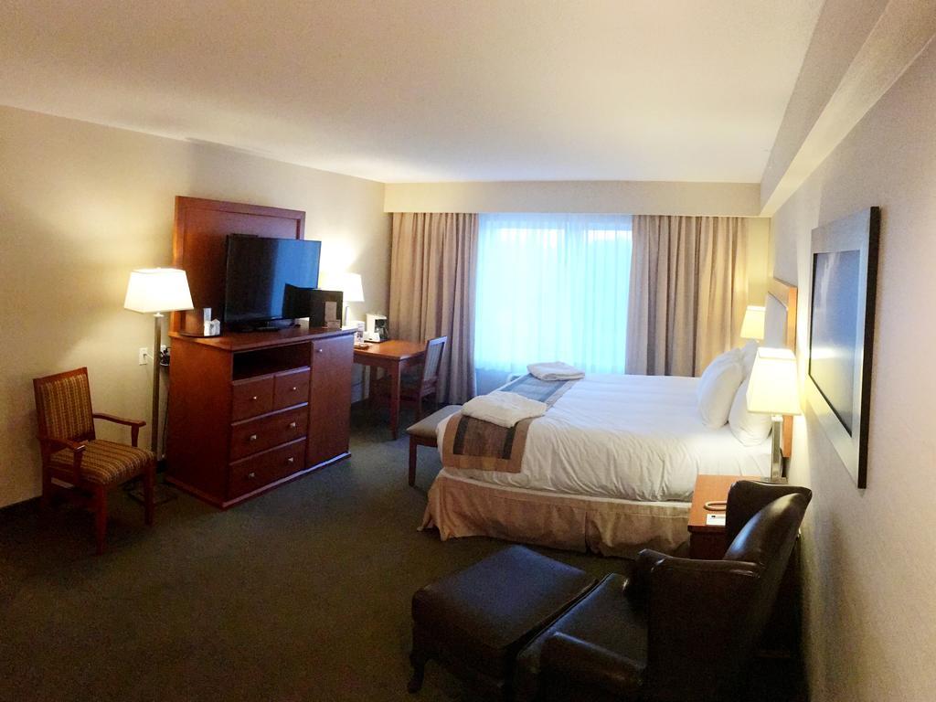 St. Albert Inn & Suites Saint Albert Esterno foto